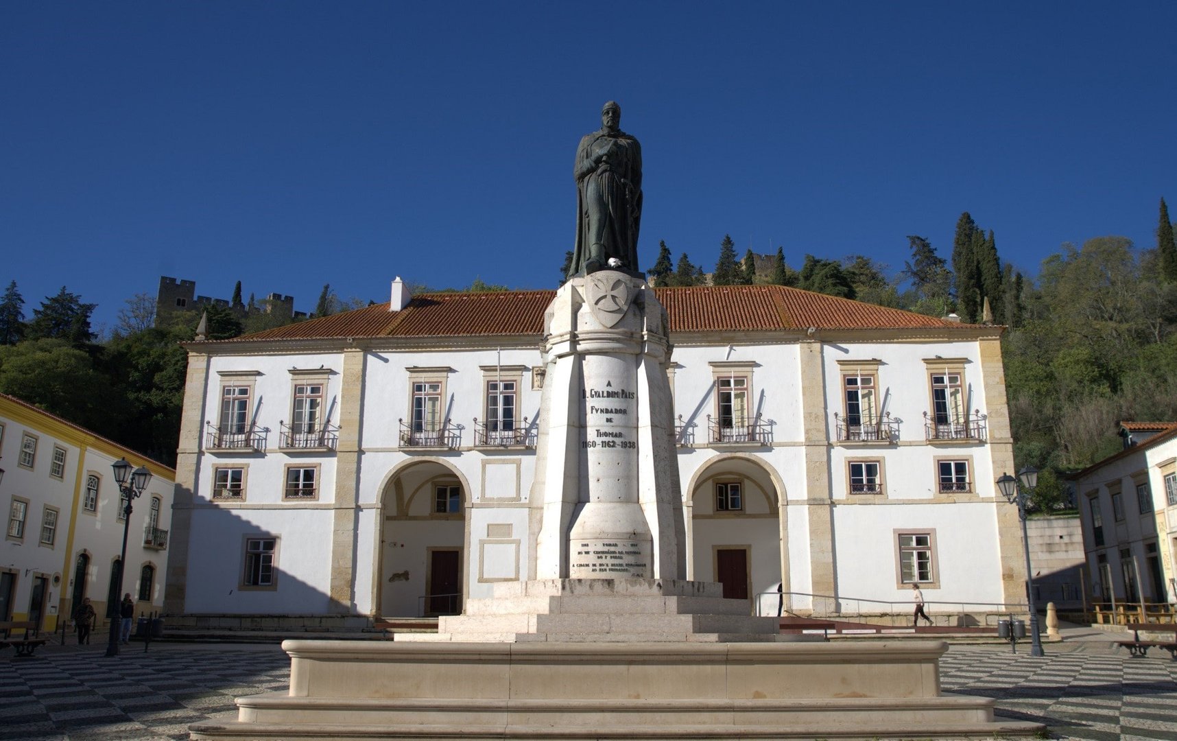 Estátua Gualdim Pais